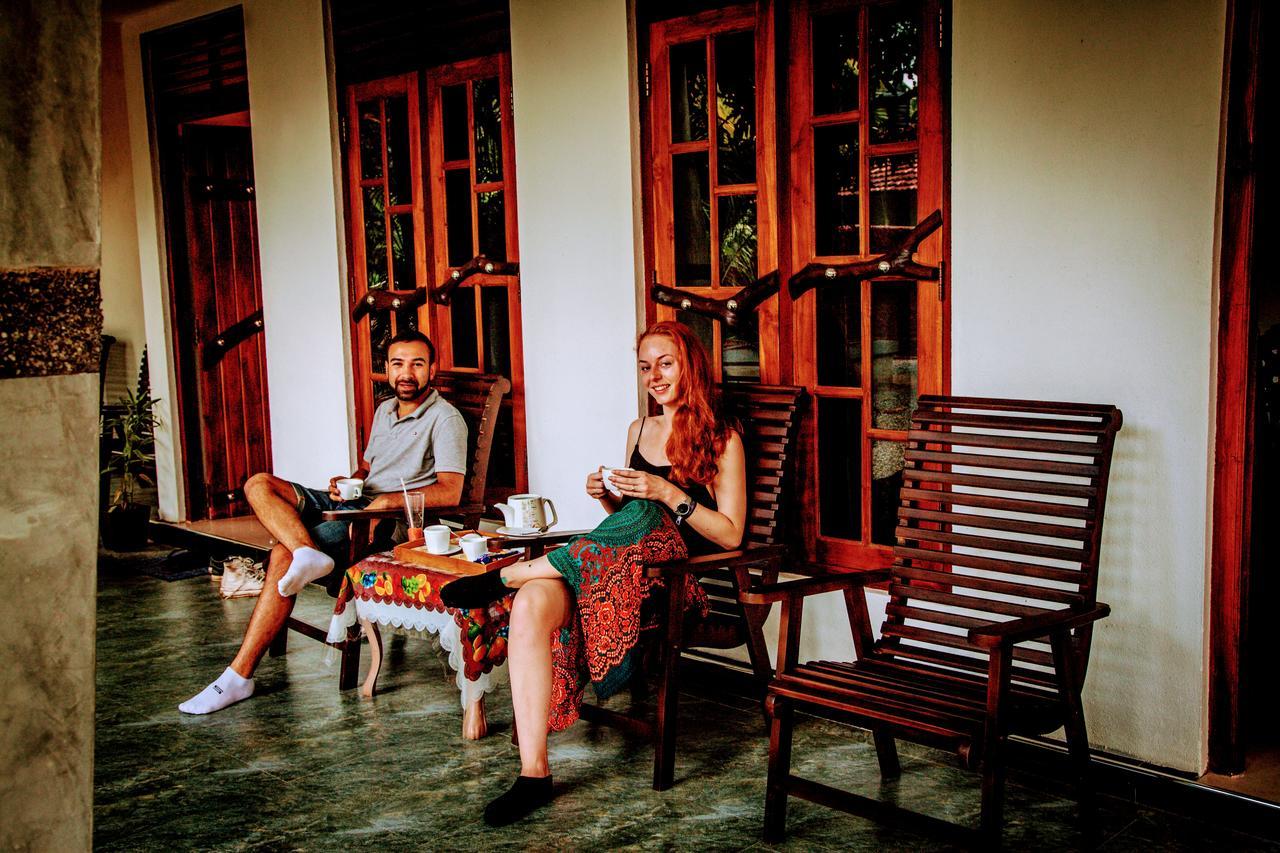 Induwara Safari Resort Удавалаве Екстериор снимка