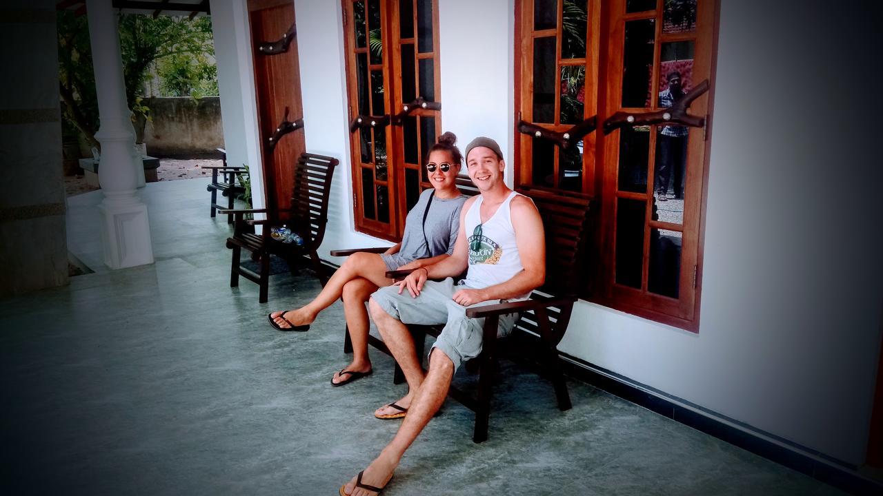 Induwara Safari Resort Удавалаве Екстериор снимка