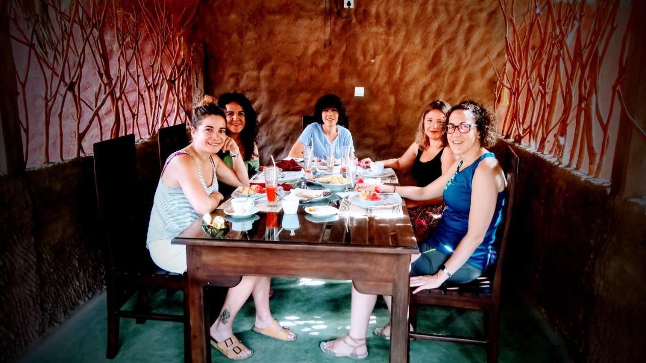 Induwara Safari Resort Удавалаве Екстериор снимка
