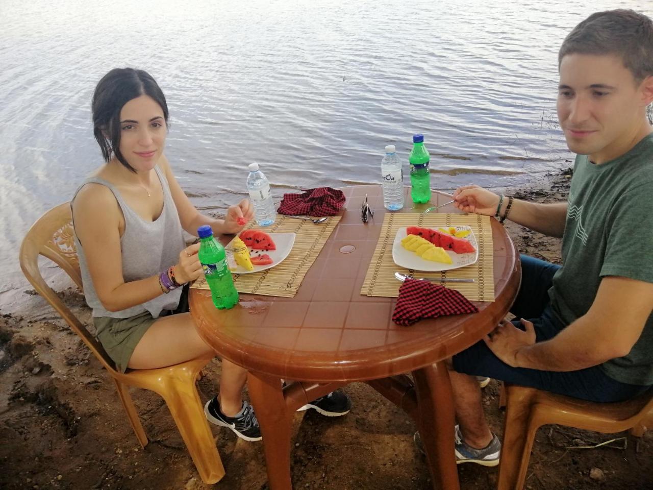Induwara Safari Resort Удавалаве Екстериор снимка