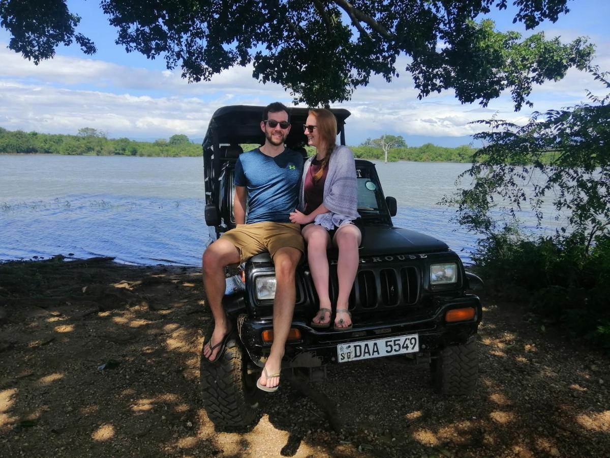 Induwara Safari Resort Удавалаве Екстериор снимка
